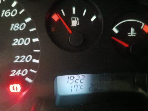 NISSAN ALMERA 2.2 Di ACENTA - Imagen 16