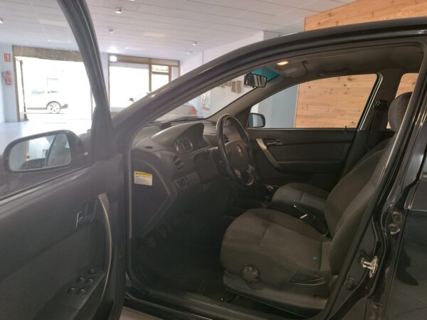 Chevrolet Aveo 1.4 16v LT - Imagen 9