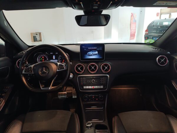 Mercedes-Benz Clase A Automático - Imagen 6