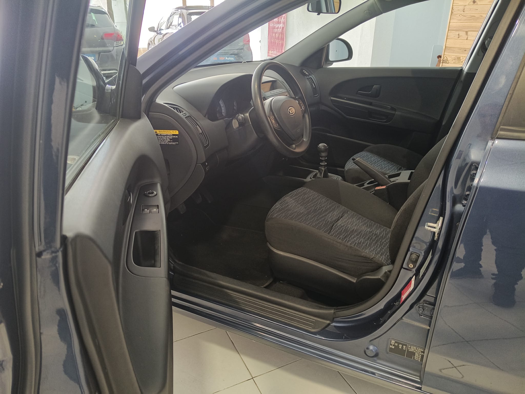Kia Ceed 1.6 - Imagen 5