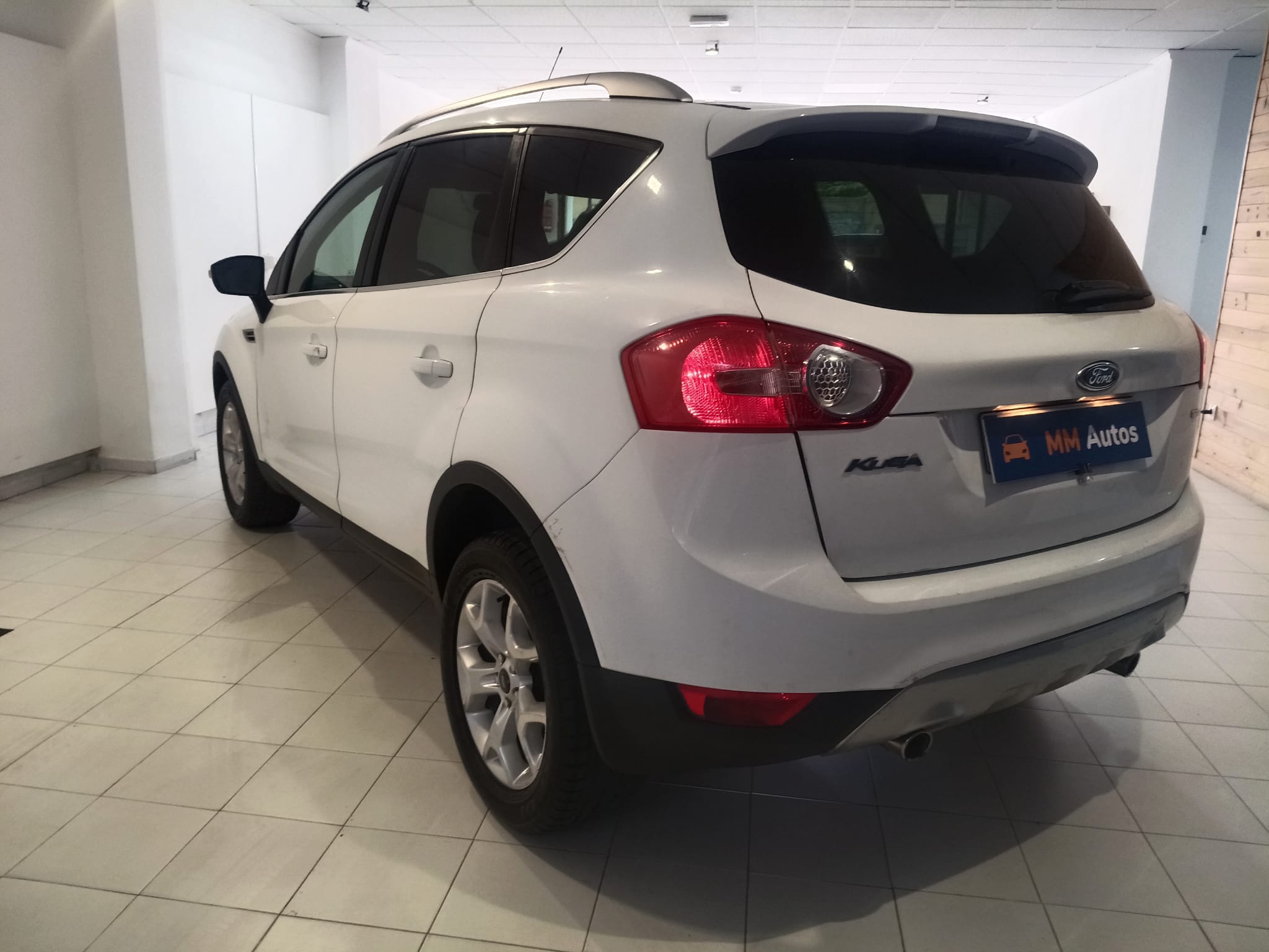 Ford Kuga 2.0 TDCI 2WD Trend - Imagen 13
